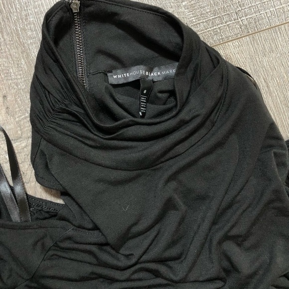 WHITE HOUSE BLACK MARKET Ruched Midi Dress cold shoulder mock neck Size 0 Black - Picture 5 of 5